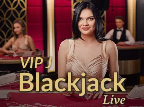 比赛在土耳其进行，国际足联主席因凡蒂诺现场观战伊朗热身赛